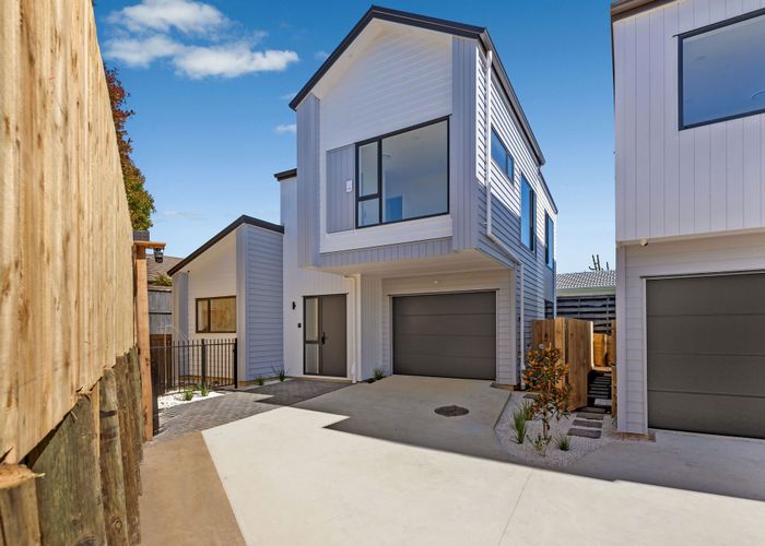  at Lots 1-4, 13 Quibray Place, Botany Downs, Manukau City, Auckland