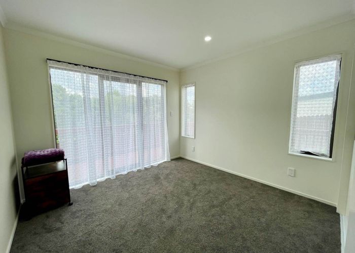  at 9 Navan Place, Dannemora, Auckland