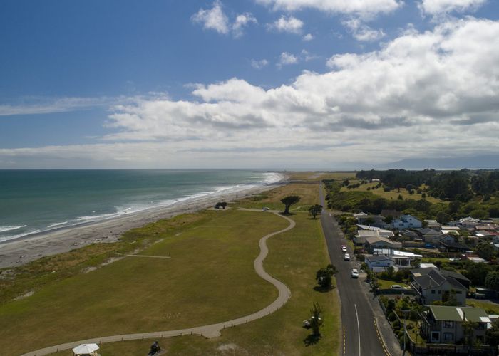  at 2/27 Marine Parade, Carters Beach, Buller, West Coast