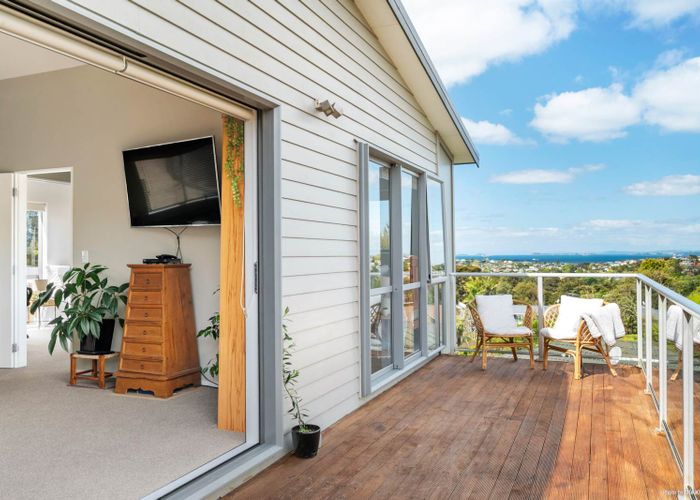  at 300B Glenvar Road, Torbay, Auckland