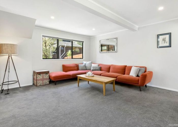  at 2/67 Raleigh Road, Northcote, North Shore City, Auckland