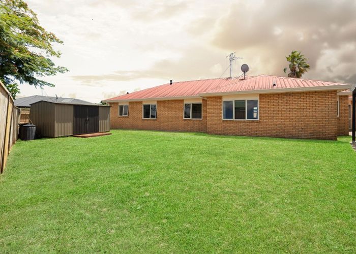  at 32 Spinnaker Drive, Flagstaff, Hamilton