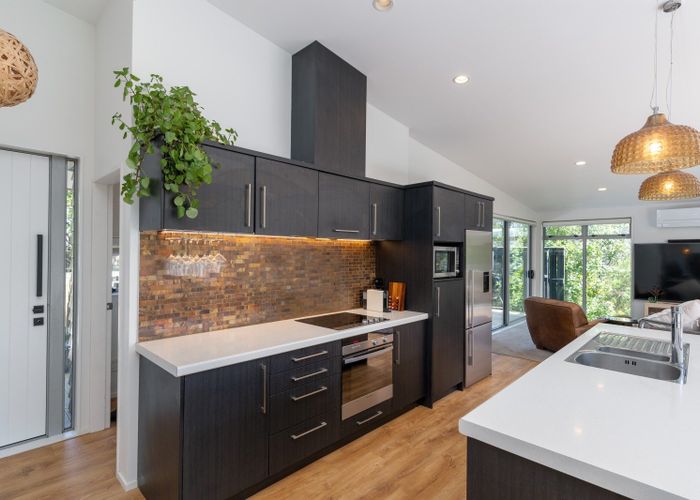  at 32 Mt Marua Way, Timberlea, Upper Hutt, Wellington