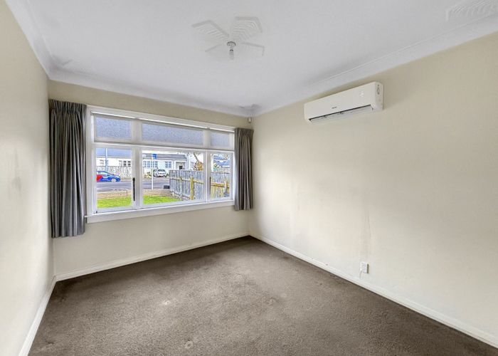  at 321 College Street, West End, Palmerston North, Manawatu / Whanganui