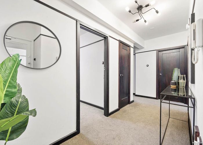  at 2/3 Eden Crescent, City Centre, Auckland City, Auckland