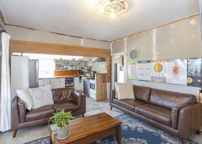  at 44 Vernon Terrace, Hillsborough, Christchurch City, Canterbury