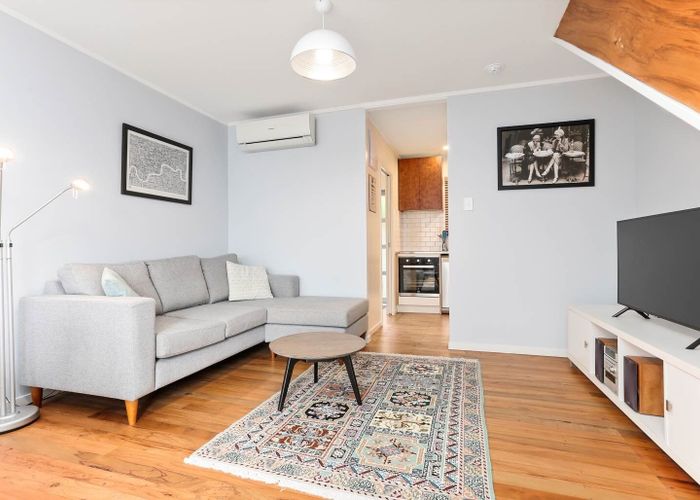  at 10/50 Wynyard Road, Mount Eden, Auckland