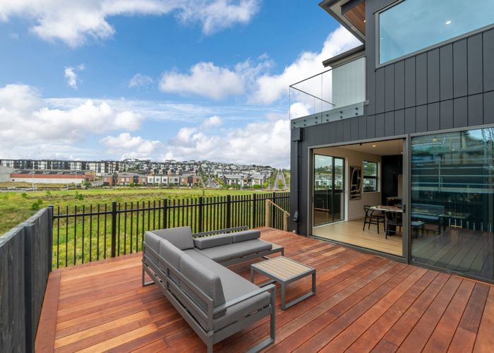  at 29 Streamview Way, Long Bay, North Shore City, Auckland