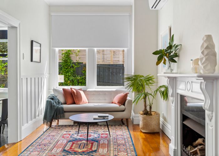  at 15 Royal Terrace, Sandringham, Auckland
