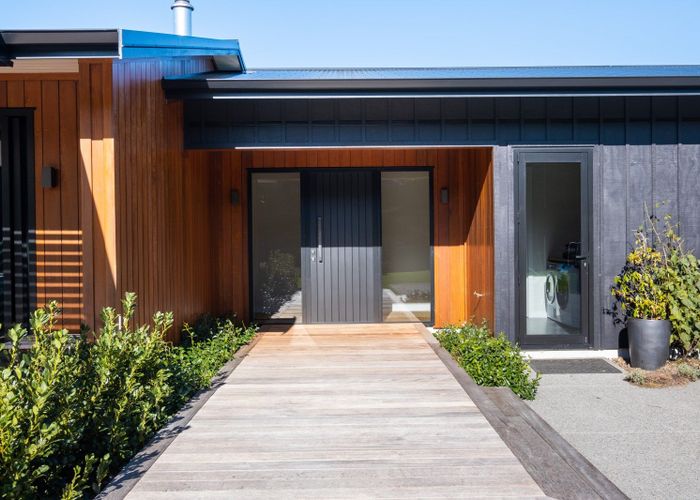  at 199 Eskridge DR, Eskdale, Napier