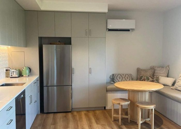  at 8/212 Cashel Street, City Centre, Christchurch City, Canterbury