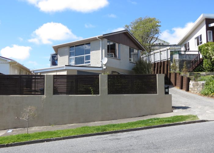  at 33 Ernest Street, Ranui, Porirua