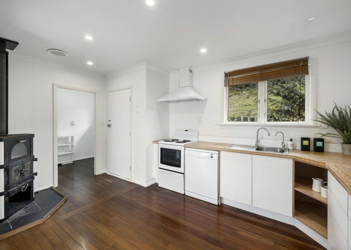  at 4 Donlin Road, Pukerua Bay, Porirua
