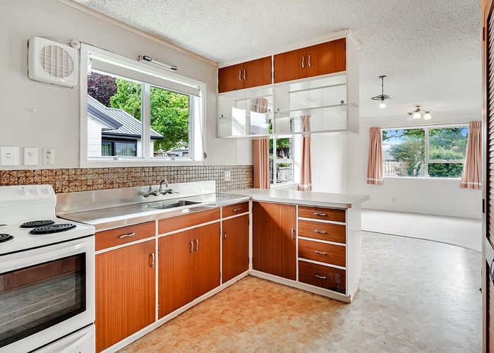  at 36 Rutherford Street, Chedworth, Hamilton