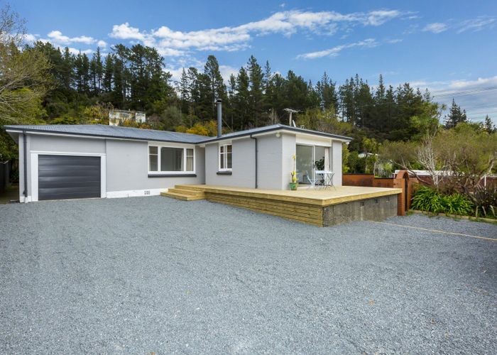  at 214 Plateau Road, Te Marua, Upper Hutt