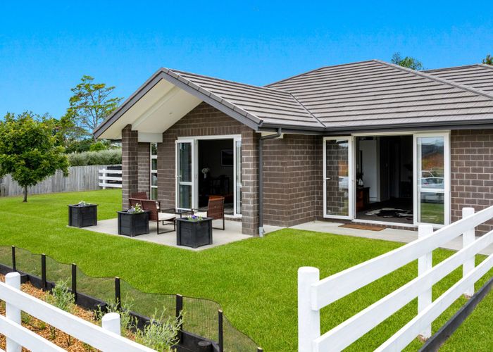  at 2 Pamela Christine Road, Patumahoe, Franklin, Auckland