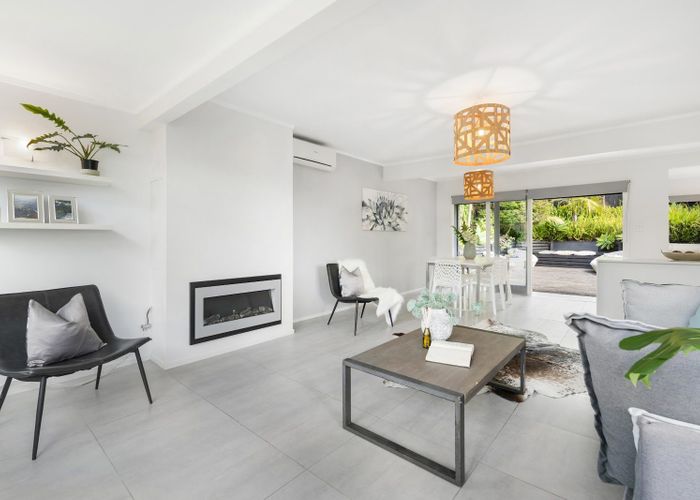  at 9 Berne Place, Birkenhead, Auckland