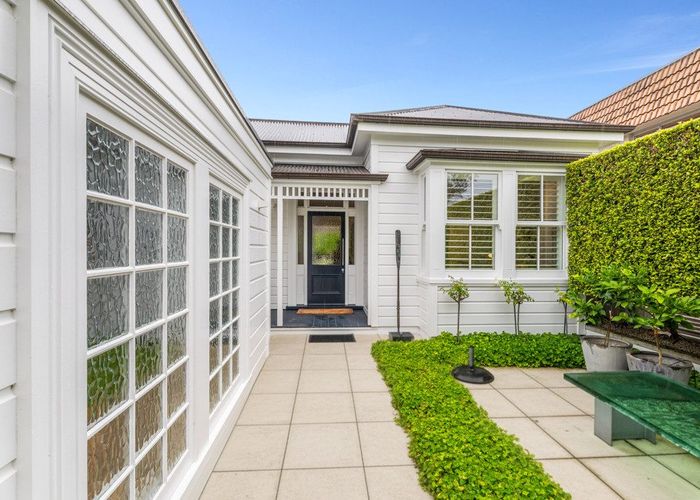  at 40 Cheltenham Road, Devonport, North Shore City, Auckland