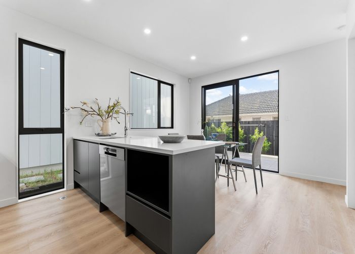  at 10C Serjeant Street, Henderson, Waitakere City, Auckland