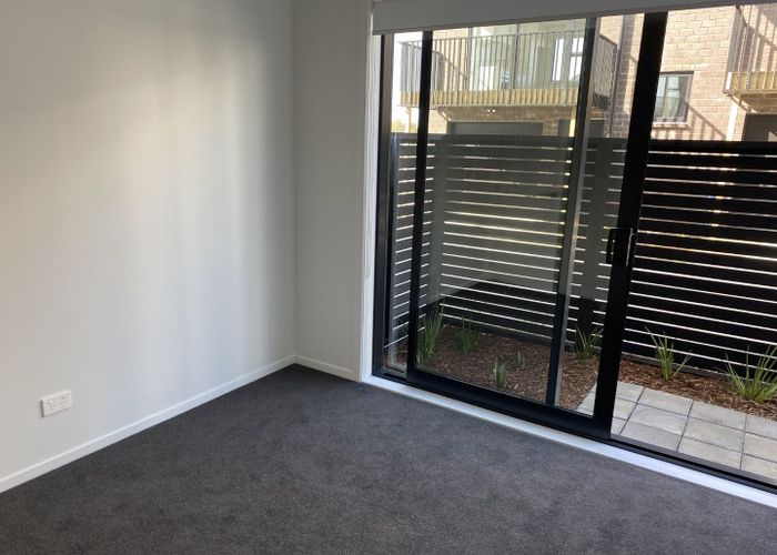  at 4/1 Fruitvale Road, New Lynn, Waitakere City, Auckland