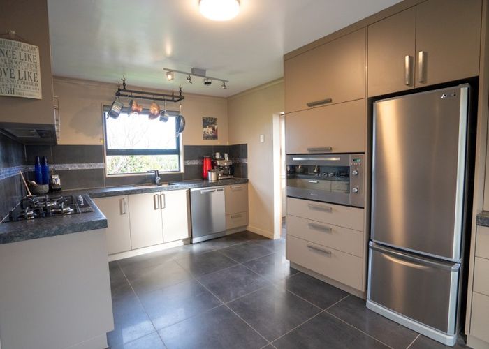  at 82 Lochiel Bridge Road, Lochiel, Winton
