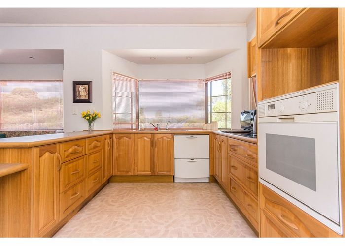  at 209 Woodlands Park Road, Titirangi, Waitakere City, Auckland