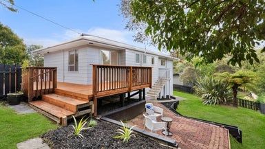  at 9C Glen Road, Ranui, Auckland