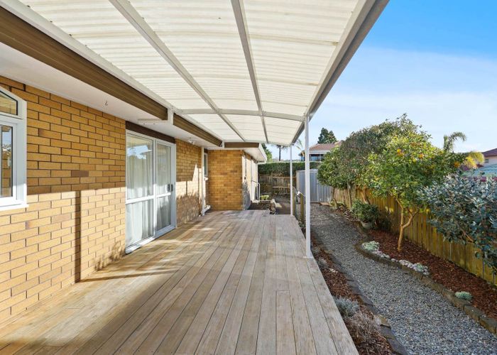  at 4 Davern Lane, New Lynn, Waitakere City, Auckland