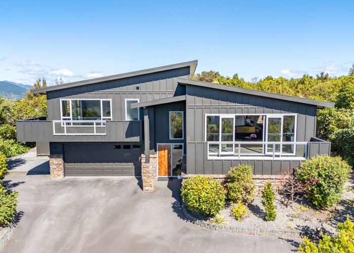  at 75 Mount Marua Way, Mount Marua, Upper Hutt, Wellington