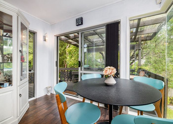  at 51 Onedin Place, Titirangi, Auckland