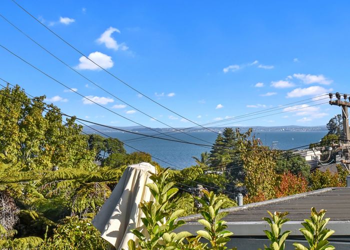  at 10 Oban Road, Browns Bay, Auckland