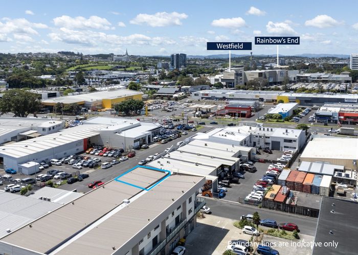  at 4/9 Freeman Way, Manukau, Manukau City, Auckland