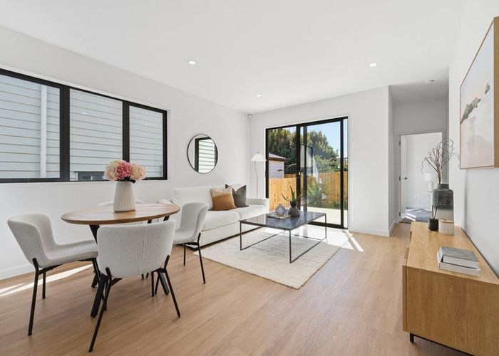  at 7B September Place, Forrest Hill, North Shore City, Auckland