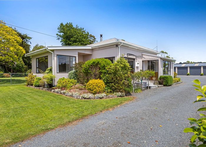  at 1038 Mountain Road, Waiongana, Inglewood