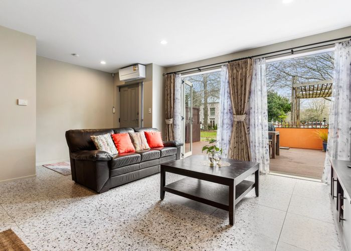  at 12 Zabeel Crescent, Takanini, Auckland