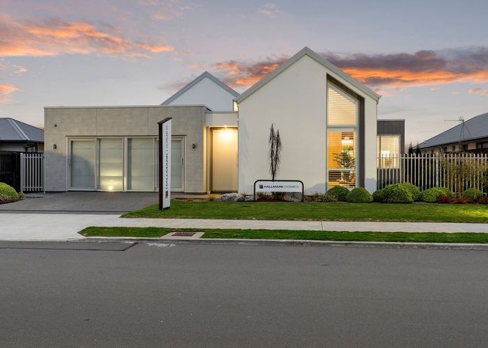  at 90 Southfield drive, Lincoln, Christchurch