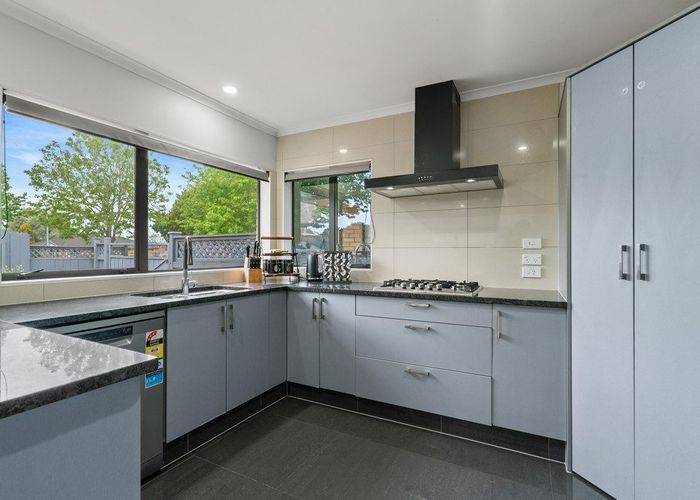  at 31 Montilla Place, Manurewa, Manukau City, Auckland