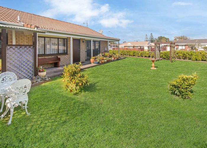  at 63 Gloucester Road, Mount Maunganui, Mount Maunganui