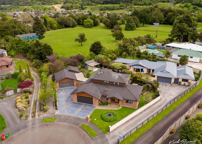 Free property data for 21 Galveston Grove, Totara Park, Upper Hutt