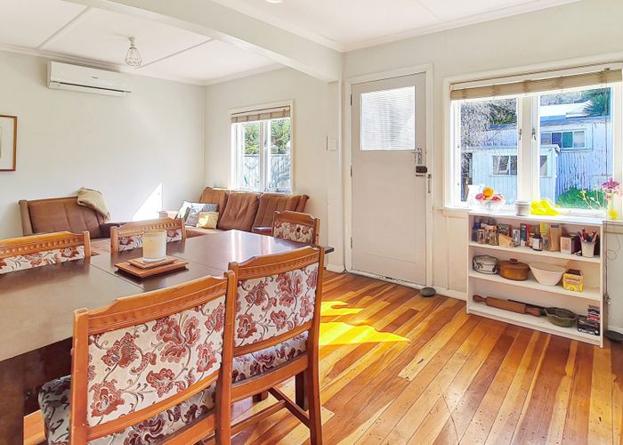  at 76 Wallace Street, Mount Cook, Wellington