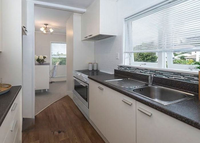  at 17 Megan Ave, Pakuranga Heights, Manukau City, Auckland