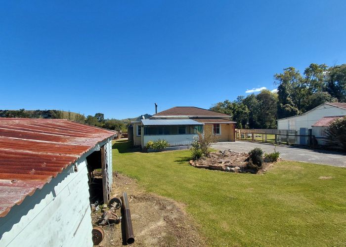  at 16 Raumaewa Road, Mangaweka, Rangitikei, Manawatu / Whanganui