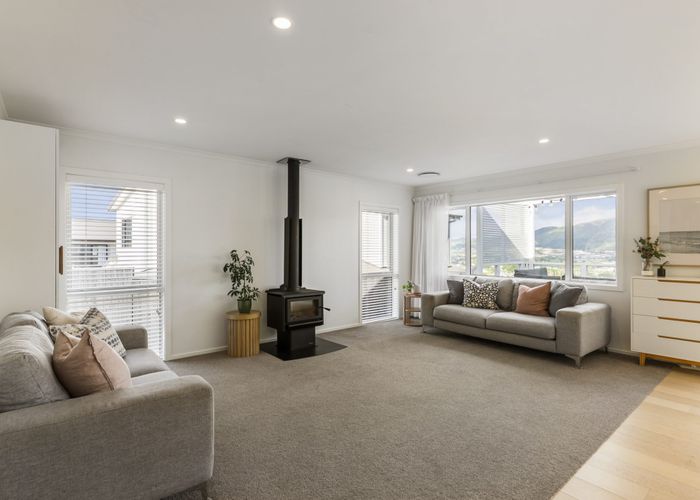  at 8 Opaoa Way, Aotea, Porirua