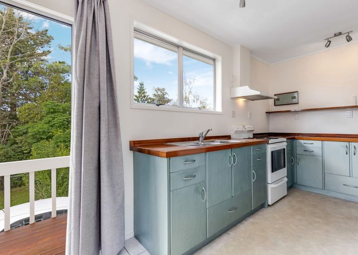  at 102 Glendale Road, Glen Eden, Waitakere City, Auckland