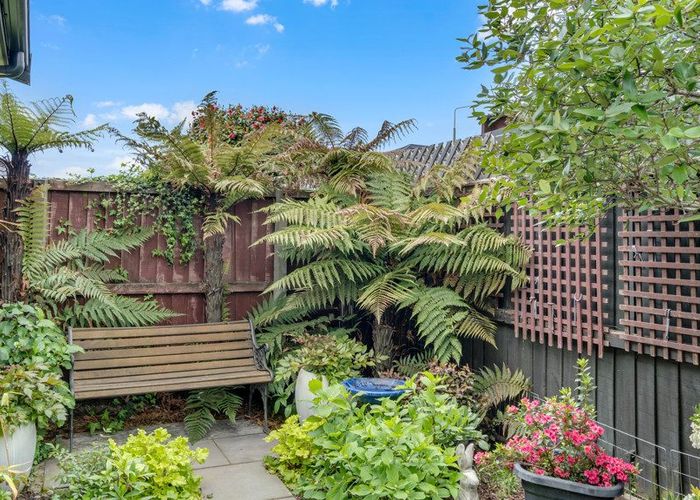  at 2/17 Edgeware Road, St. Albans, Christchurch City, Canterbury