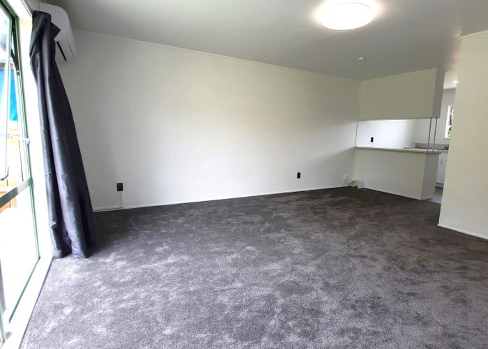  at 2/27 Mon Desir Place, Manurewa, Auckland