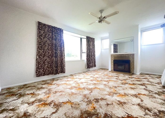  at 71 Seabrook Ave, New Lynn, Waitakere City, Auckland