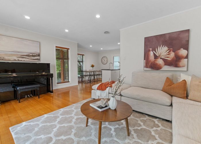  at 1/21 Woodside Road, Mount Eden, Auckland City, Auckland