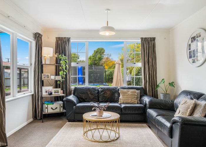  at 22 Greenaway Road, Waikanae