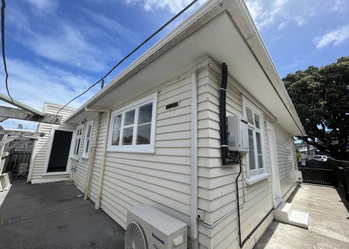  at 86 Park Road, Miramar, Wellington, Wellington